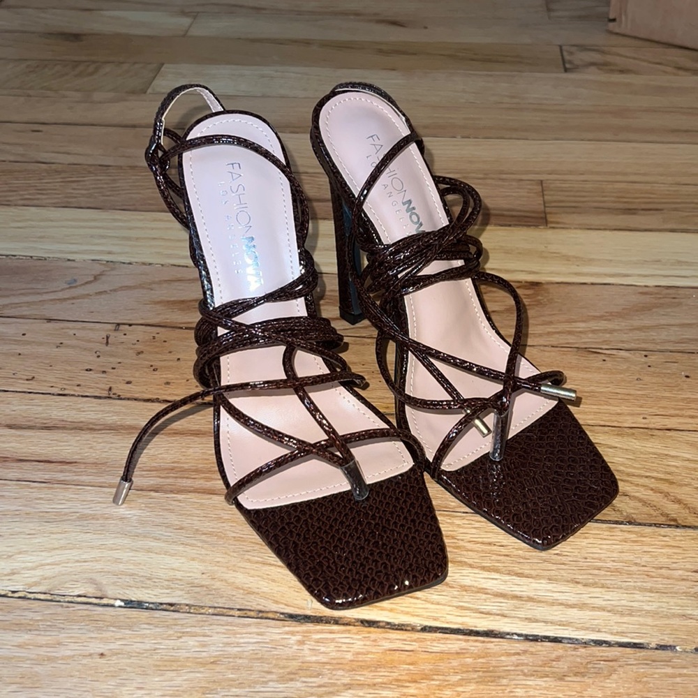 Fashion Nova Strappy Summer Heel!